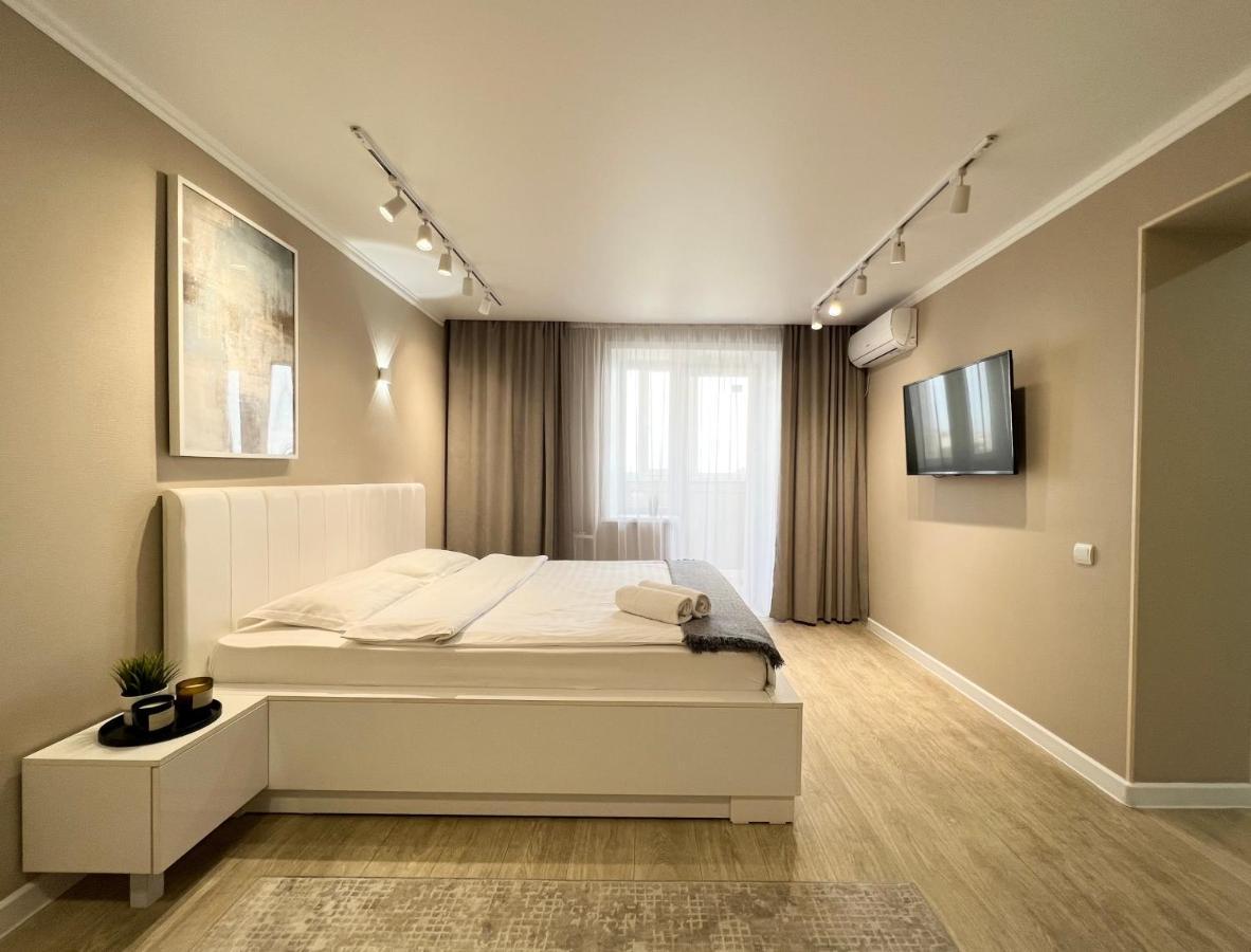 Luxury Apartments Pavlodar Luaran gambar