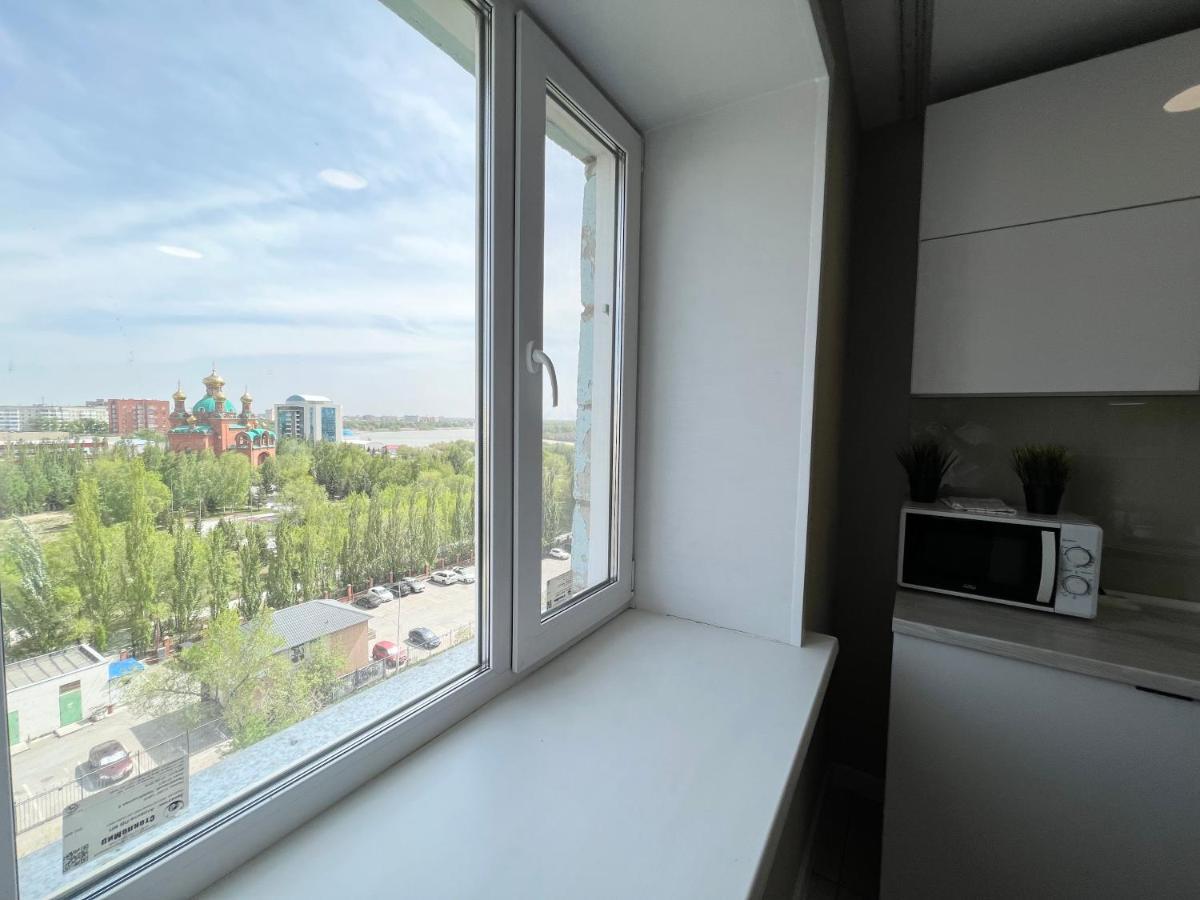 Luxury Apartments Pavlodar Luaran gambar
